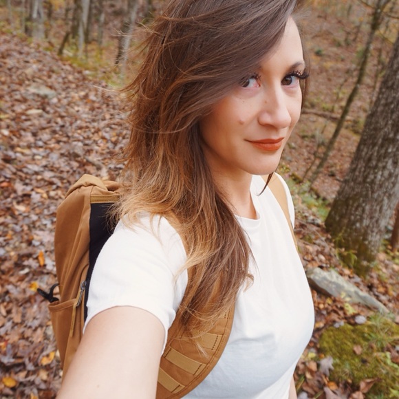 Meet your Posher, Nicki - Picture 1 of 1